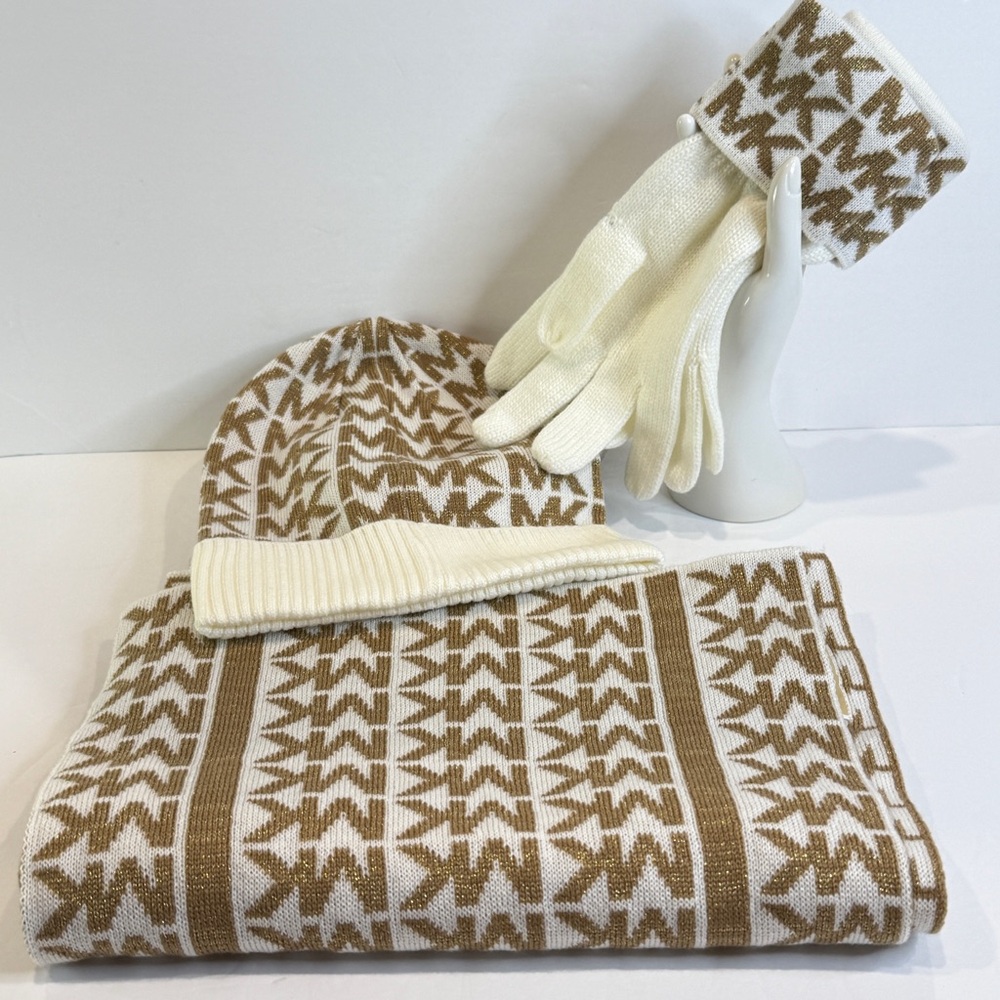 🆕 Michael Kors Gold Logo Knit Hat, Scarf & Gloves Set ✨✨New Without Tags - Picture 1 of 11